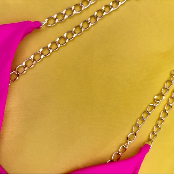 * NEW* Fashion Nova HOT PINK 1 pc SWIMSUIT - Picture 6 of 10